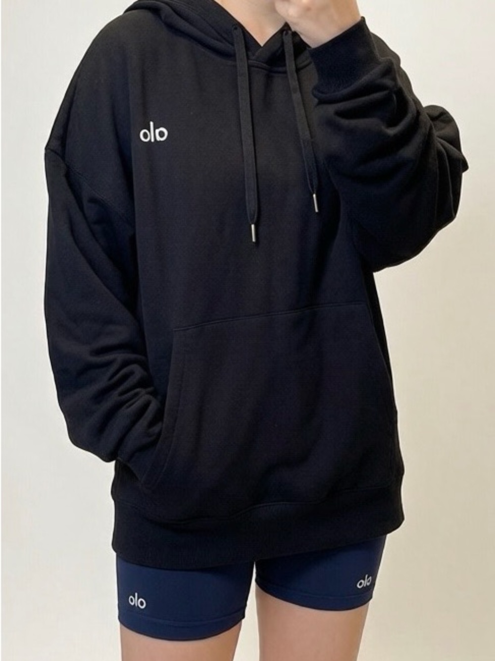 Women's Sweater Subcategory Classification - Picture 4 of 5
